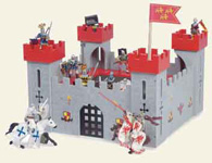 CASTILLO MADERA