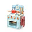 COCINA CON UTENSILIOS MADERA