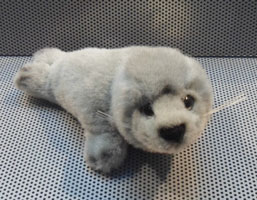 30245 PELUCHE FOCA TROTAMUNDOS