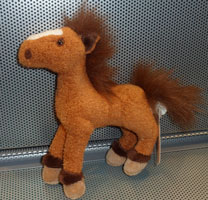 24247 CABALLO PELUCHE RUSS